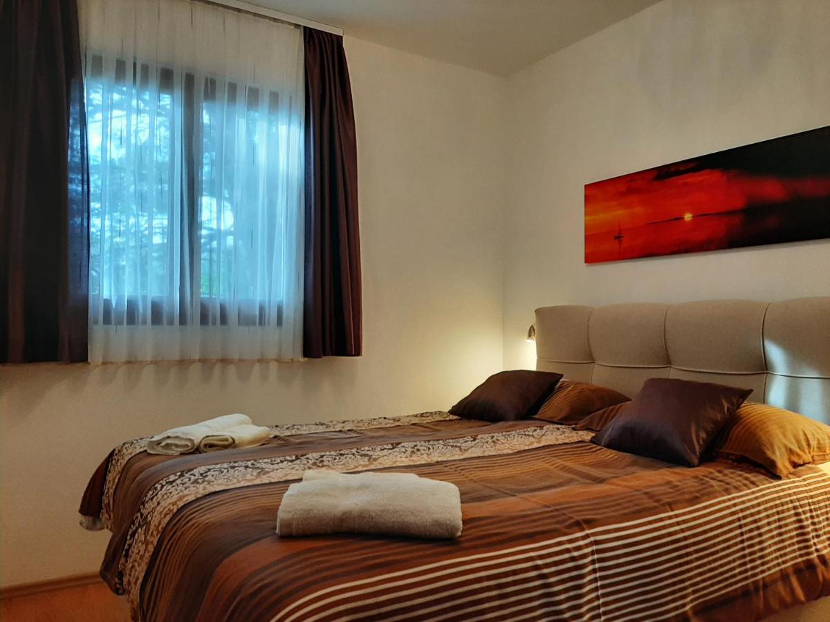 Apartments Agrijan Maslenica Exterior photo